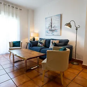https://precioso-apartamento-de-3-dormitorios.es-andalucia.com